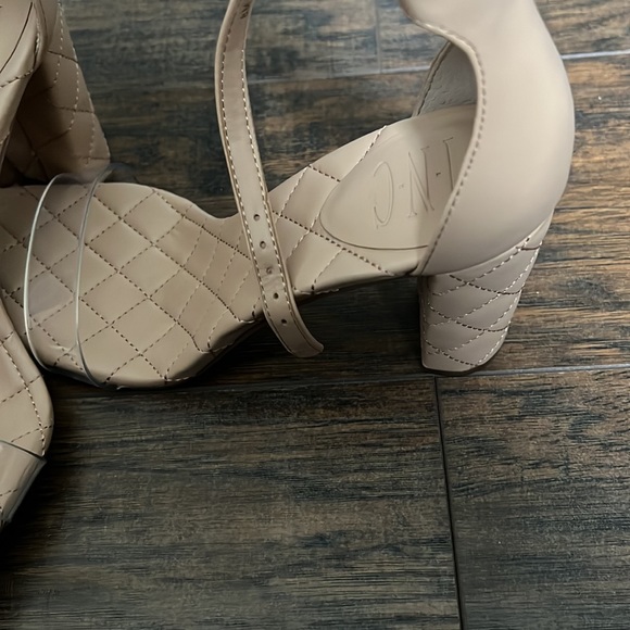 I.N.C international concepts beige, hi heel sandal strap around the ankle size 8 - Picture 3 of 4